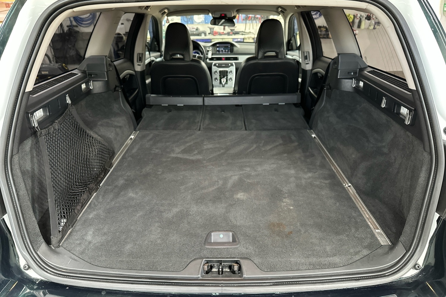 Volvo V70 vaihtoauto