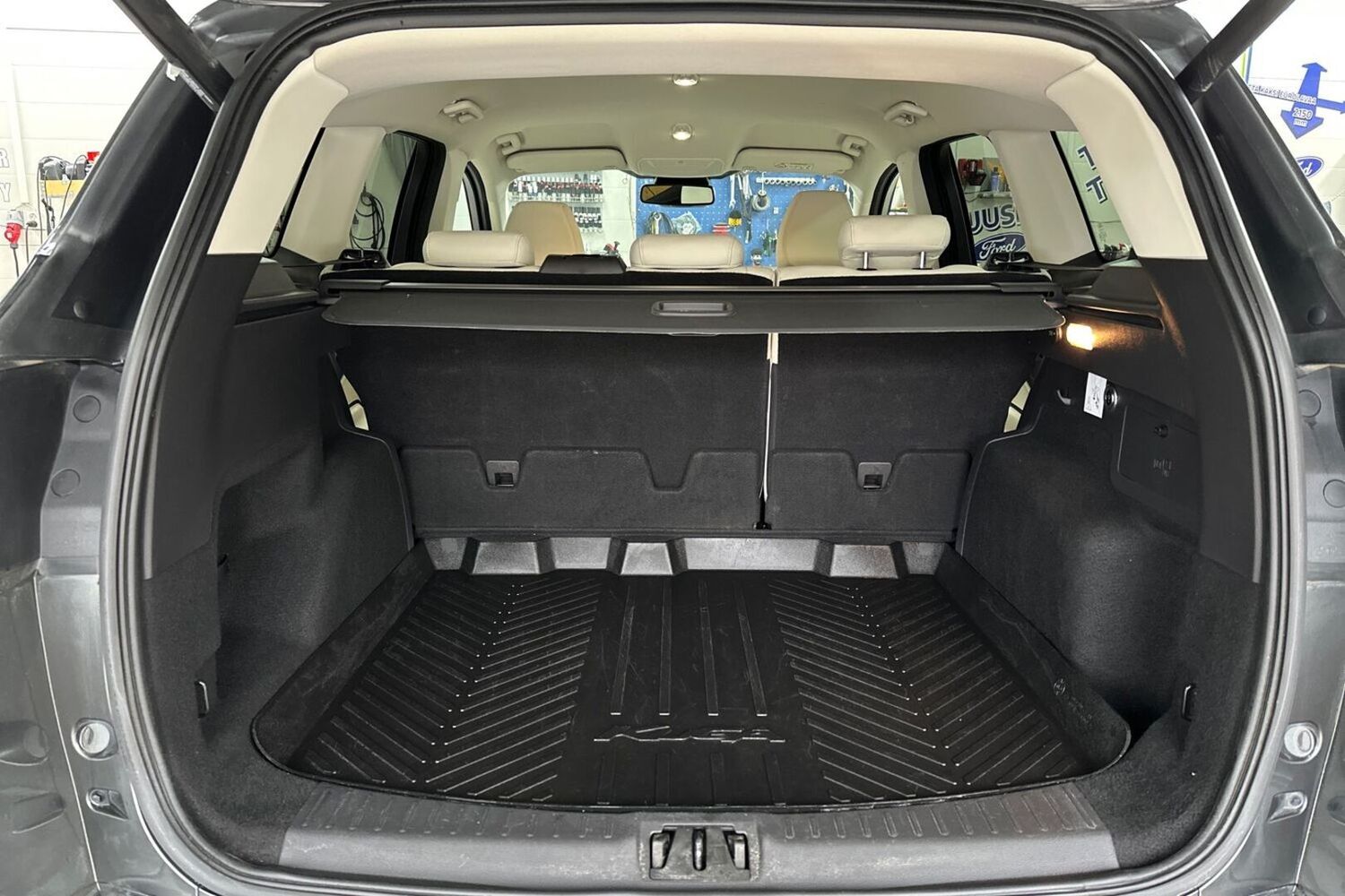 Ford Kuga vaihtoauto