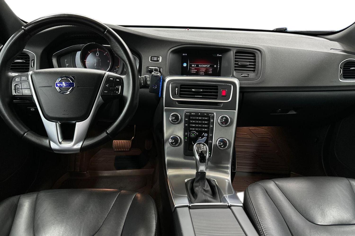 Volvo V60 vaihtoauto