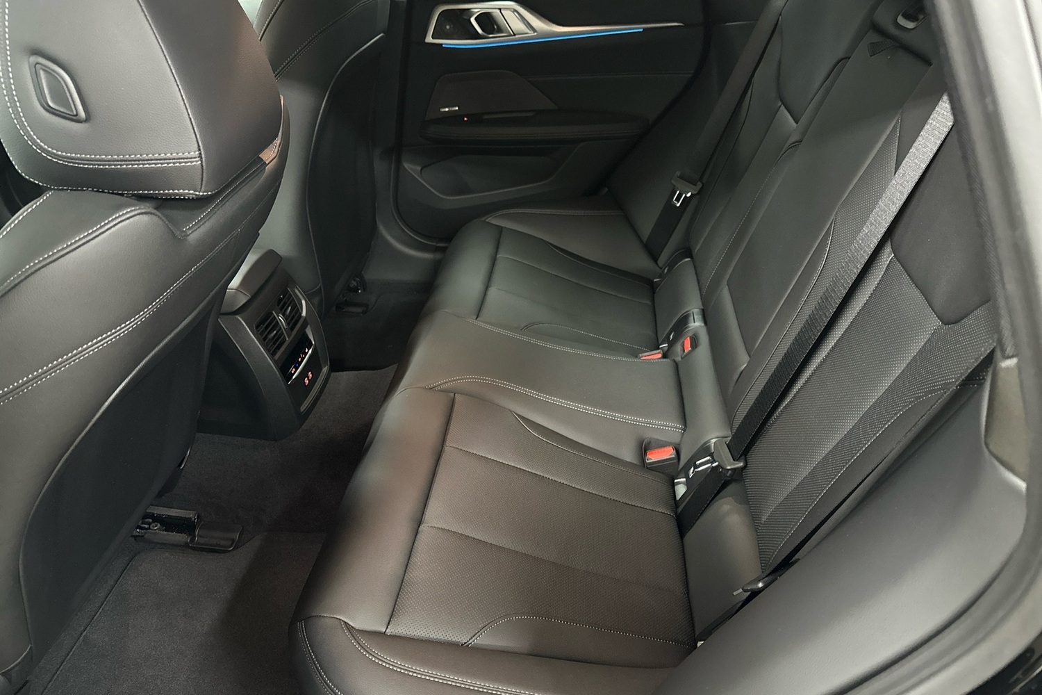 BMW i4 vaihtoauto