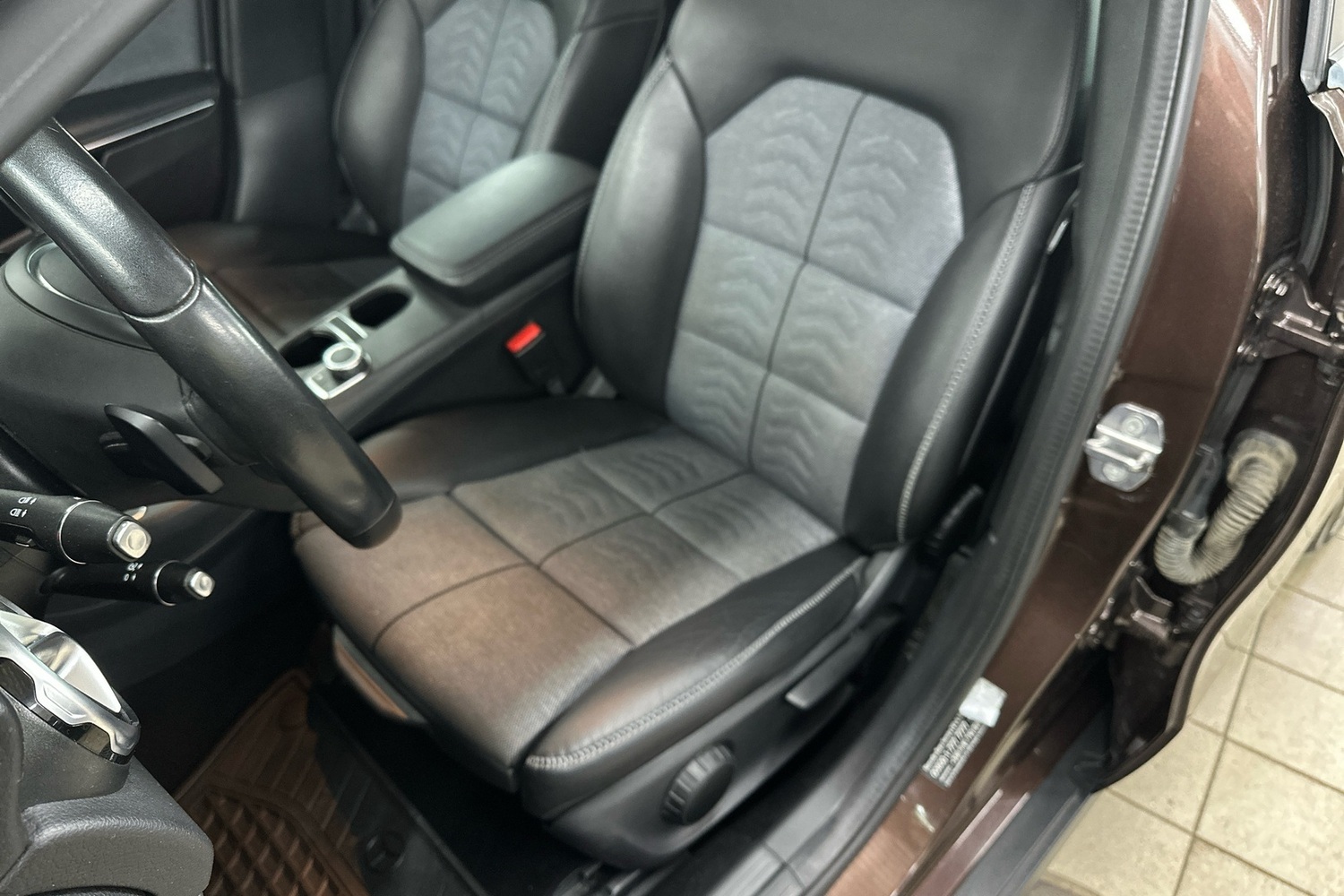 Mercedes-Benz GLA vaihtoauto