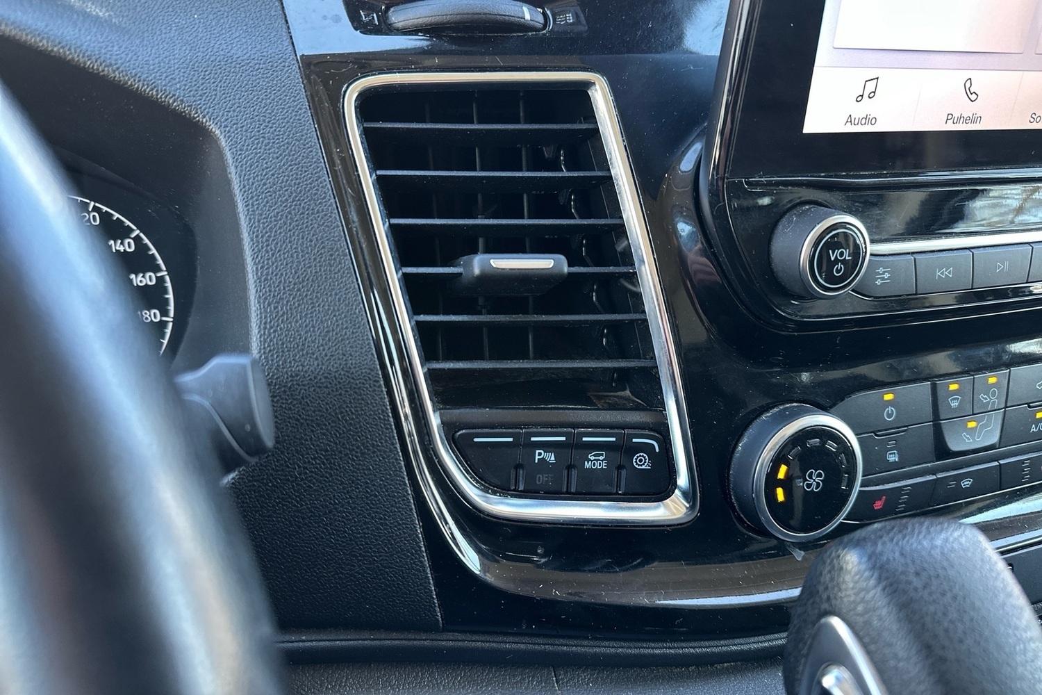 Ford Transit Custom vaihtoauto