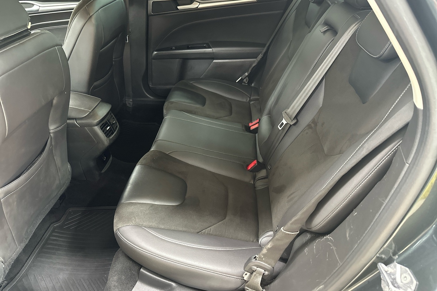 Ford Mondeo vaihtoauto