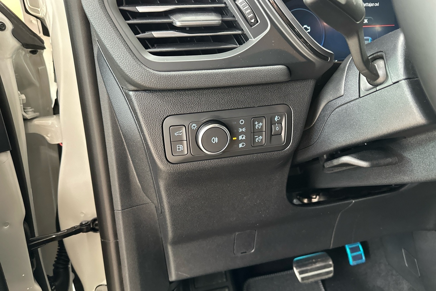 Ford Kuga vaihtoauto
