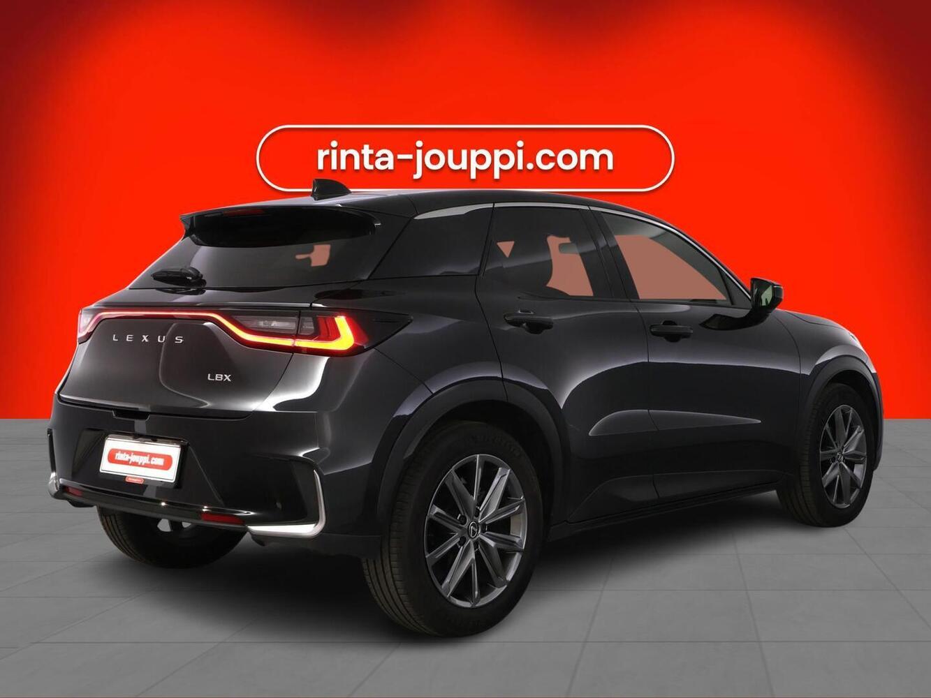 Lexus LBX vaihtoauto