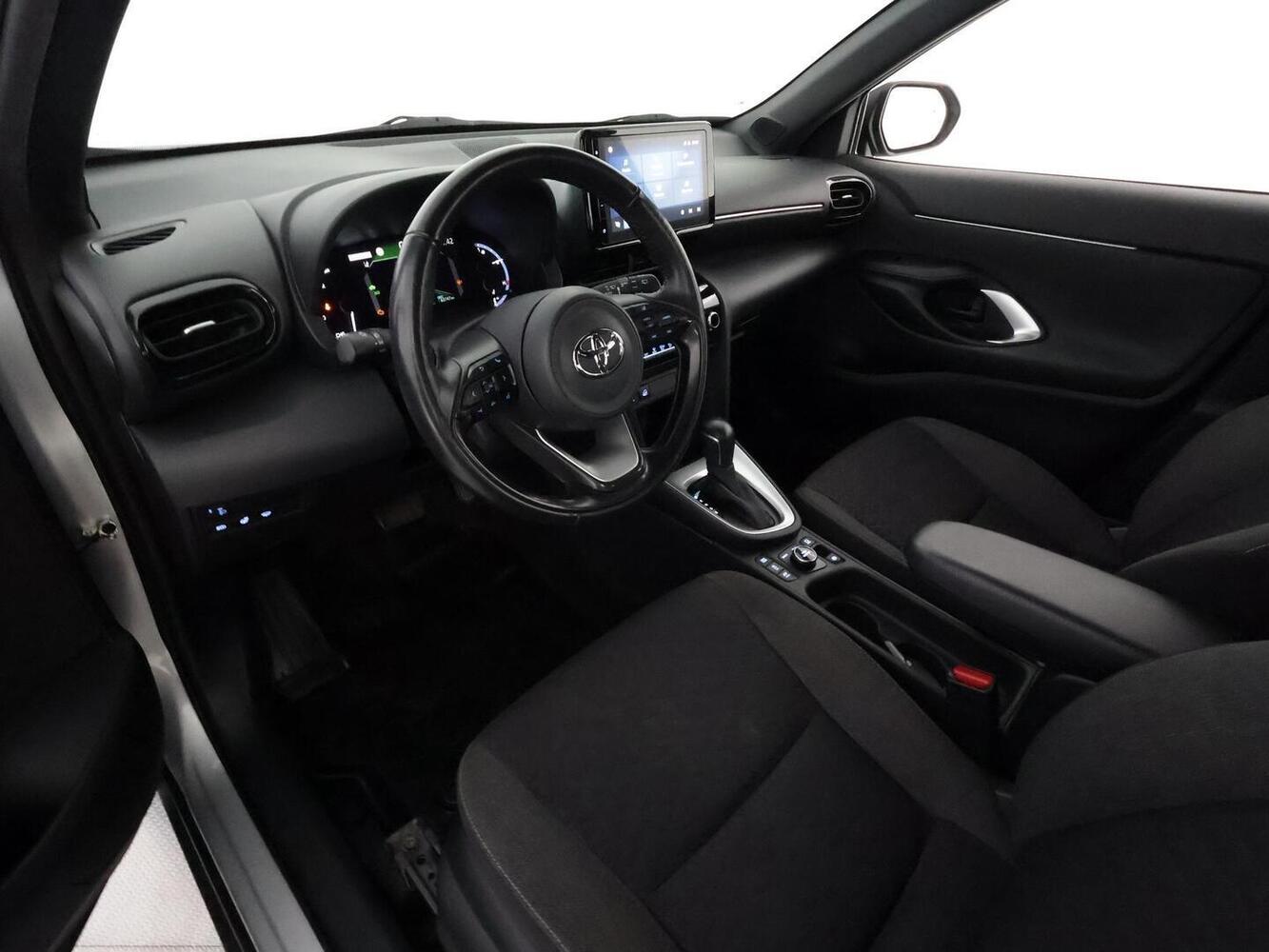 Toyota Yaris Cross vaihtoauto