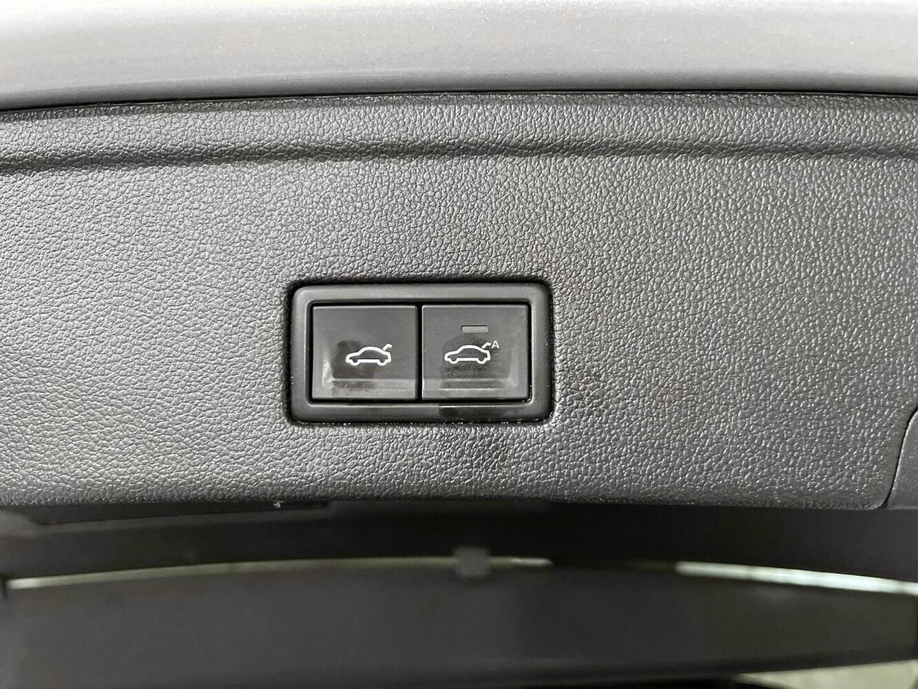 Volkswagen Touareg vaihtoauto