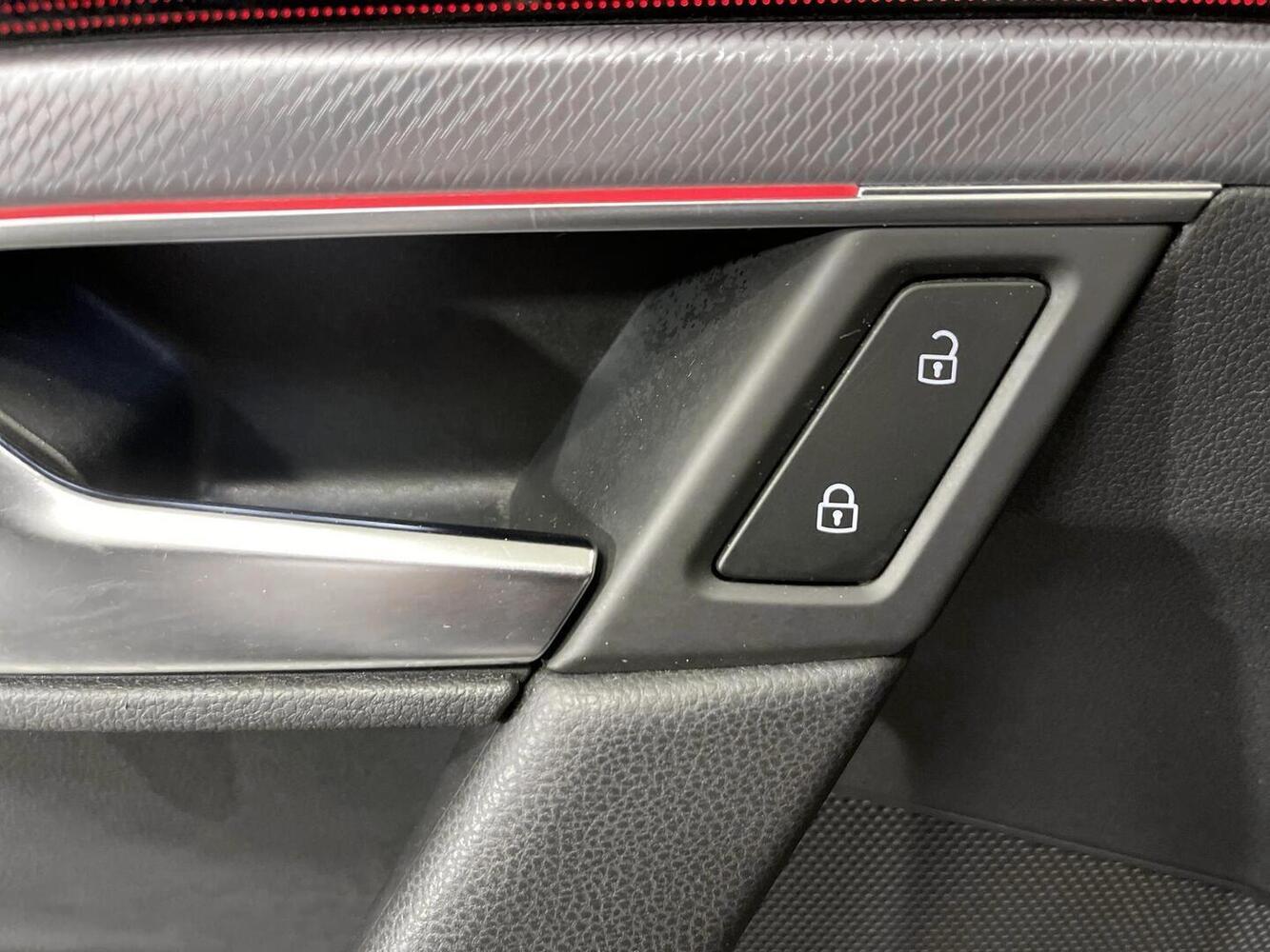 Volkswagen Touareg vaihtoauto