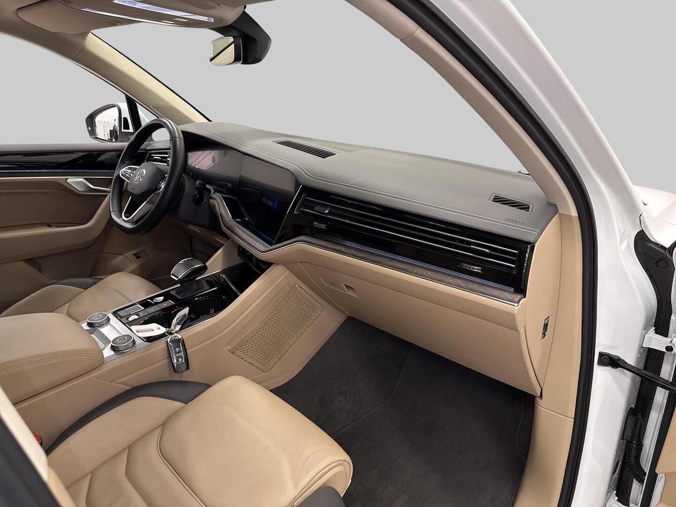 Volkswagen Touareg vaihtoauto