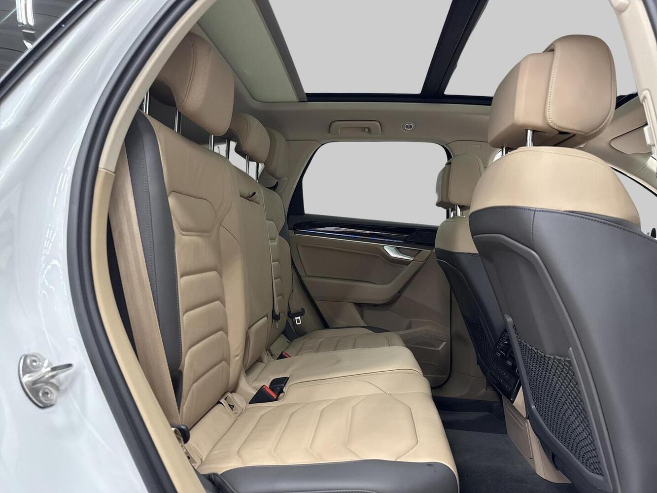 Volkswagen Touareg vaihtoauto