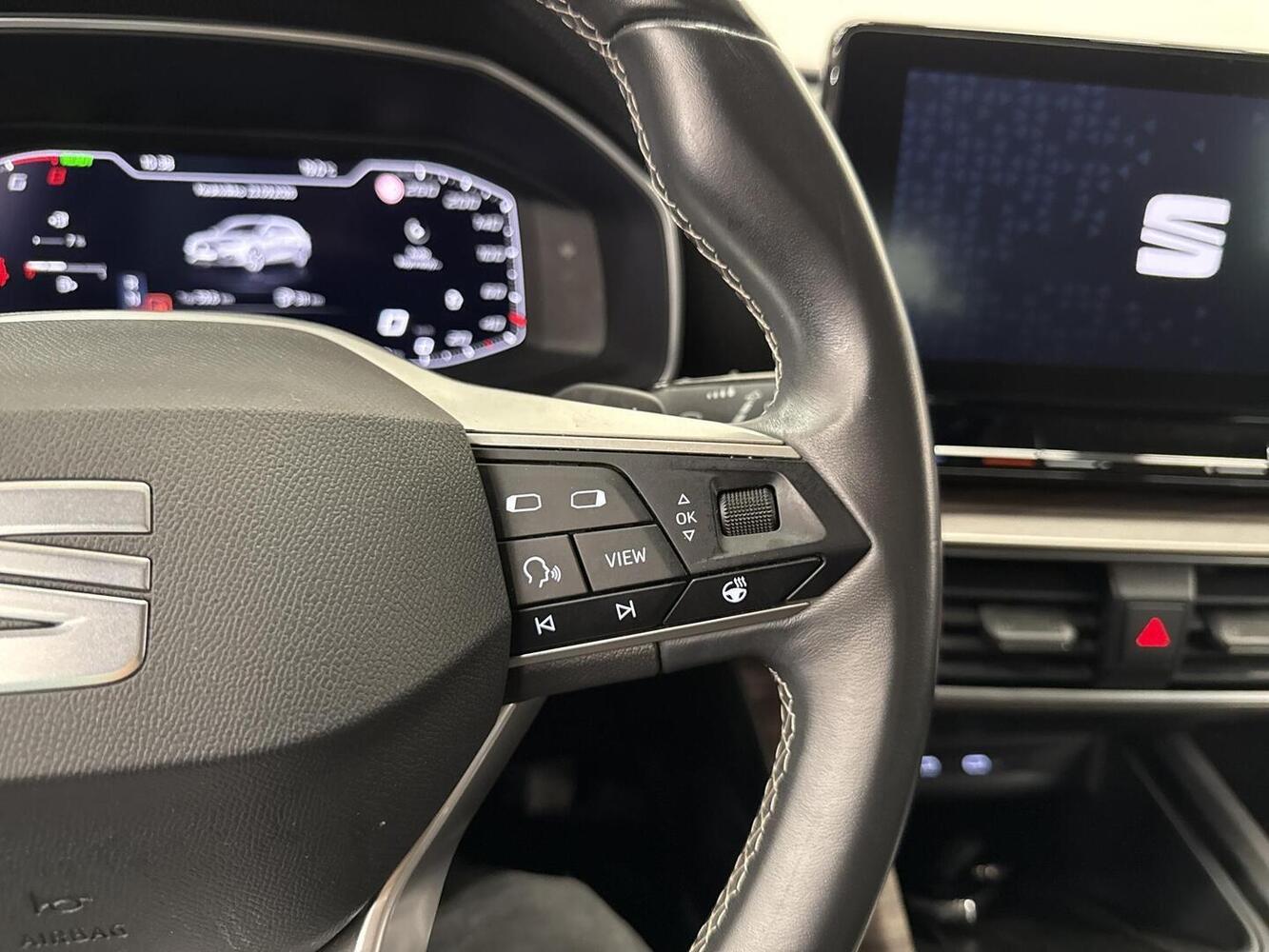 SEAT Leon Sportstourer vaihtoauto