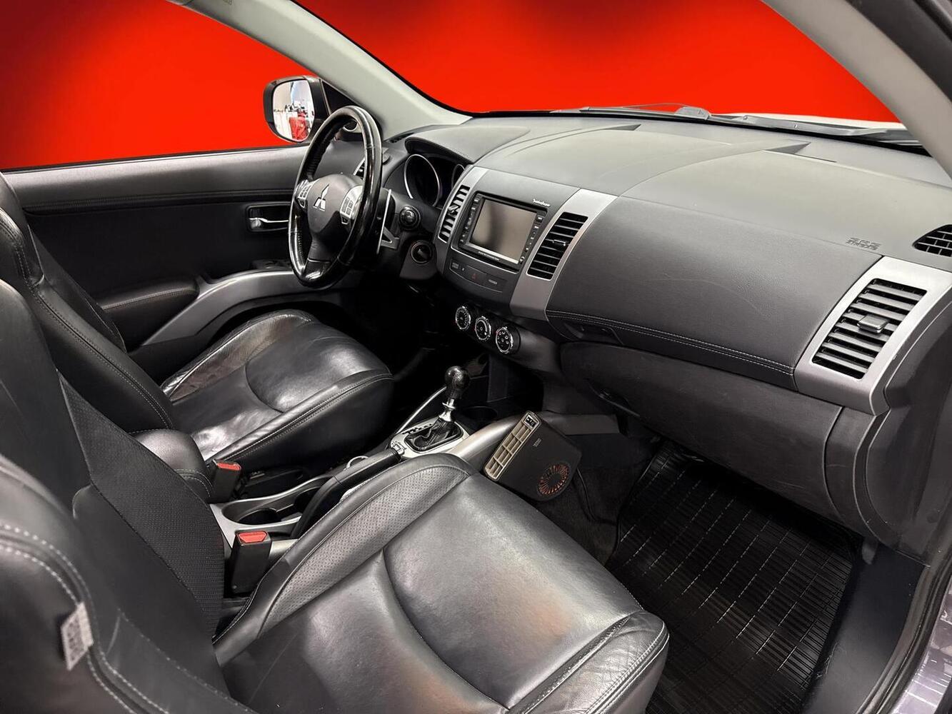 Mitsubishi Outlander vaihtoauto