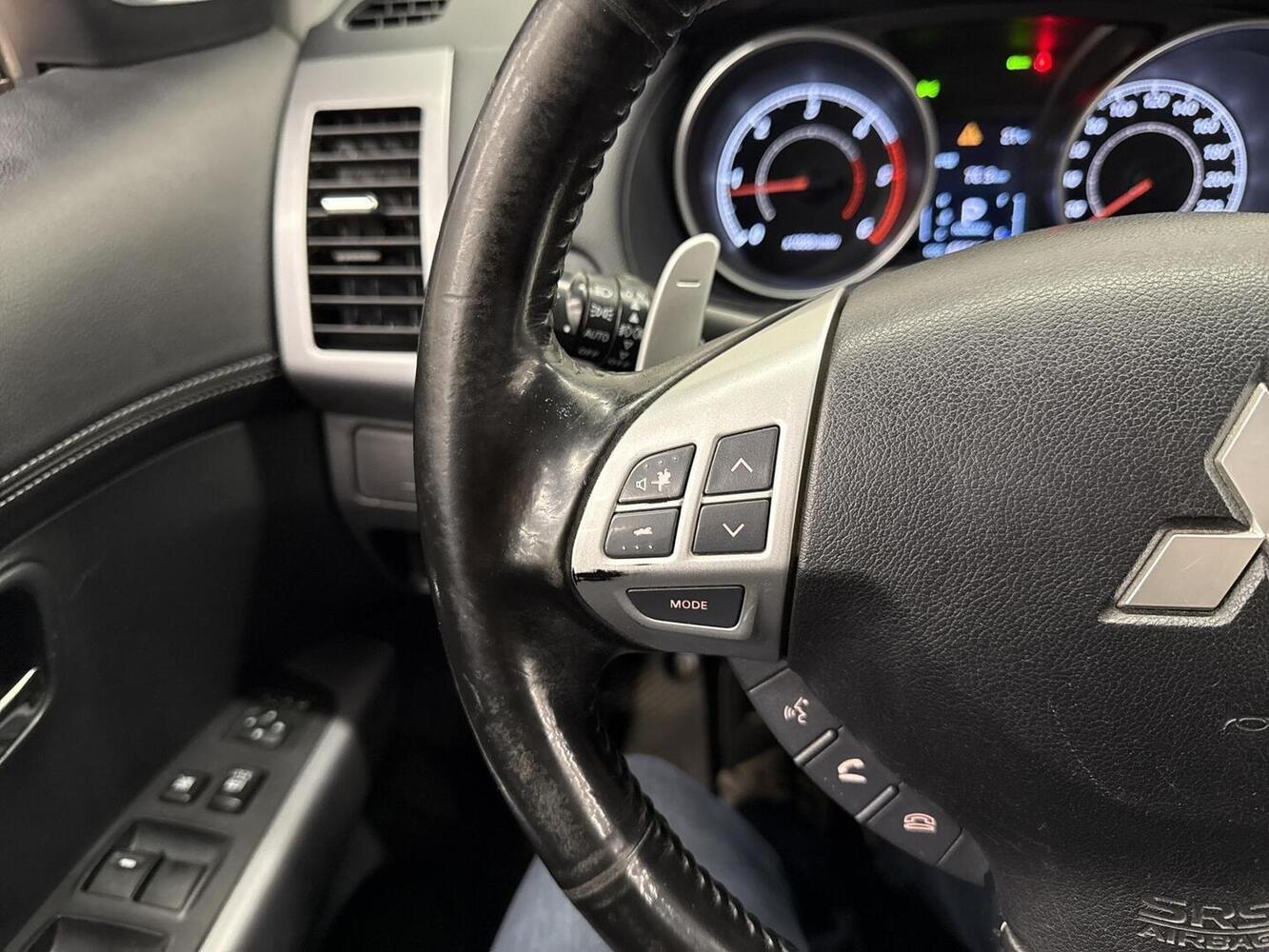 Mitsubishi Outlander vaihtoauto