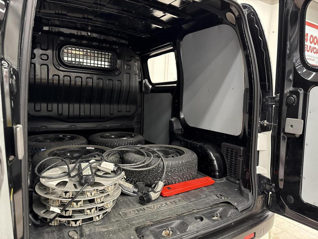 Nissan e-NV200 vaihtoauto