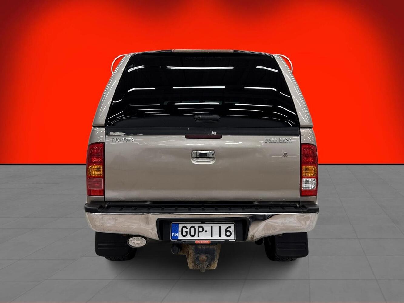 Toyota Hilux vaihtoauto