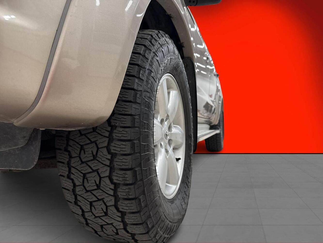 Toyota Hilux vaihtoauto