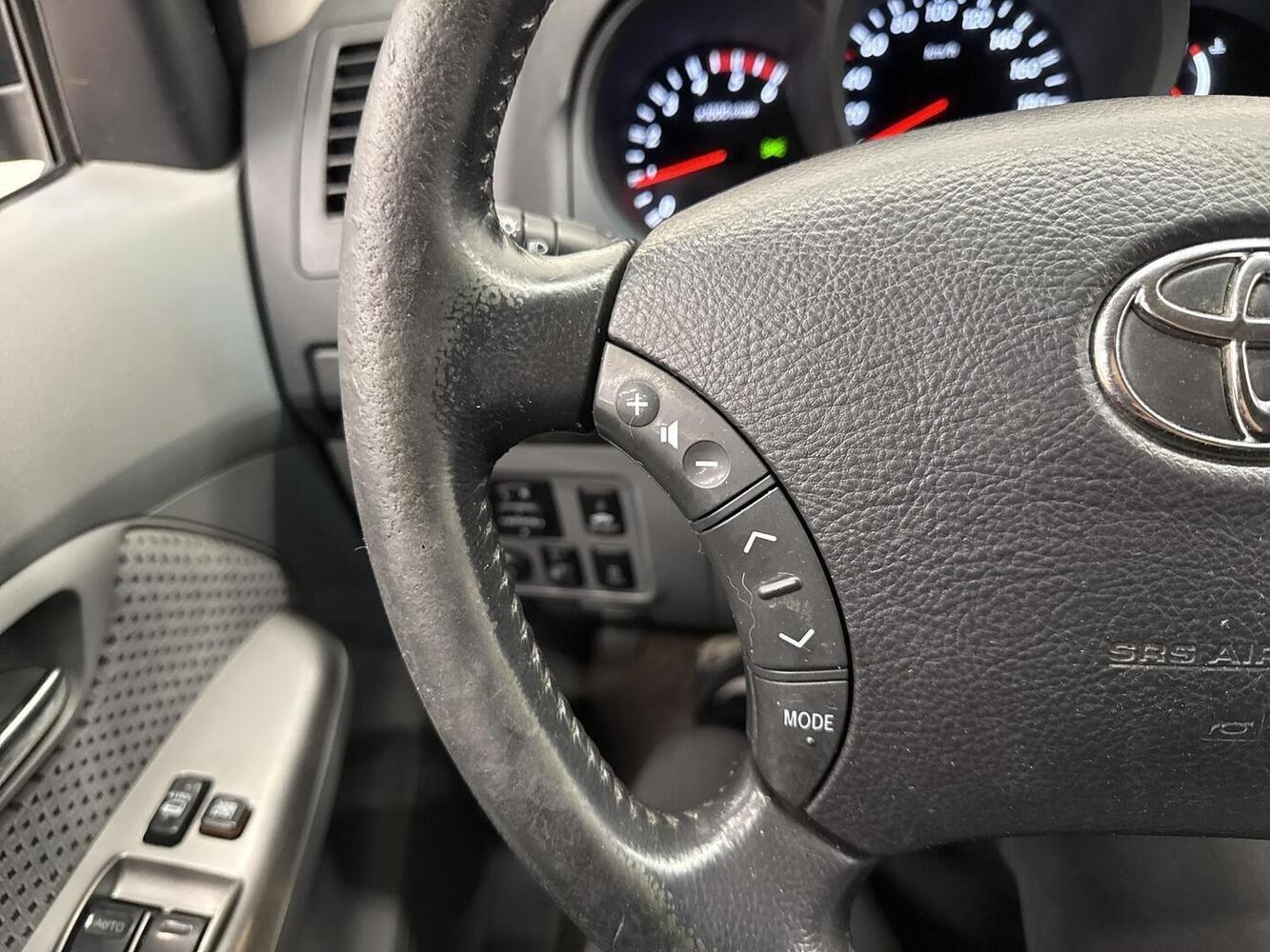 Toyota Hilux vaihtoauto