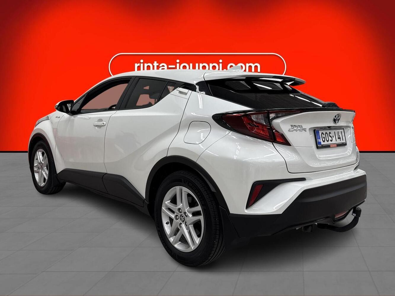 Toyota C-HR vaihtoauto