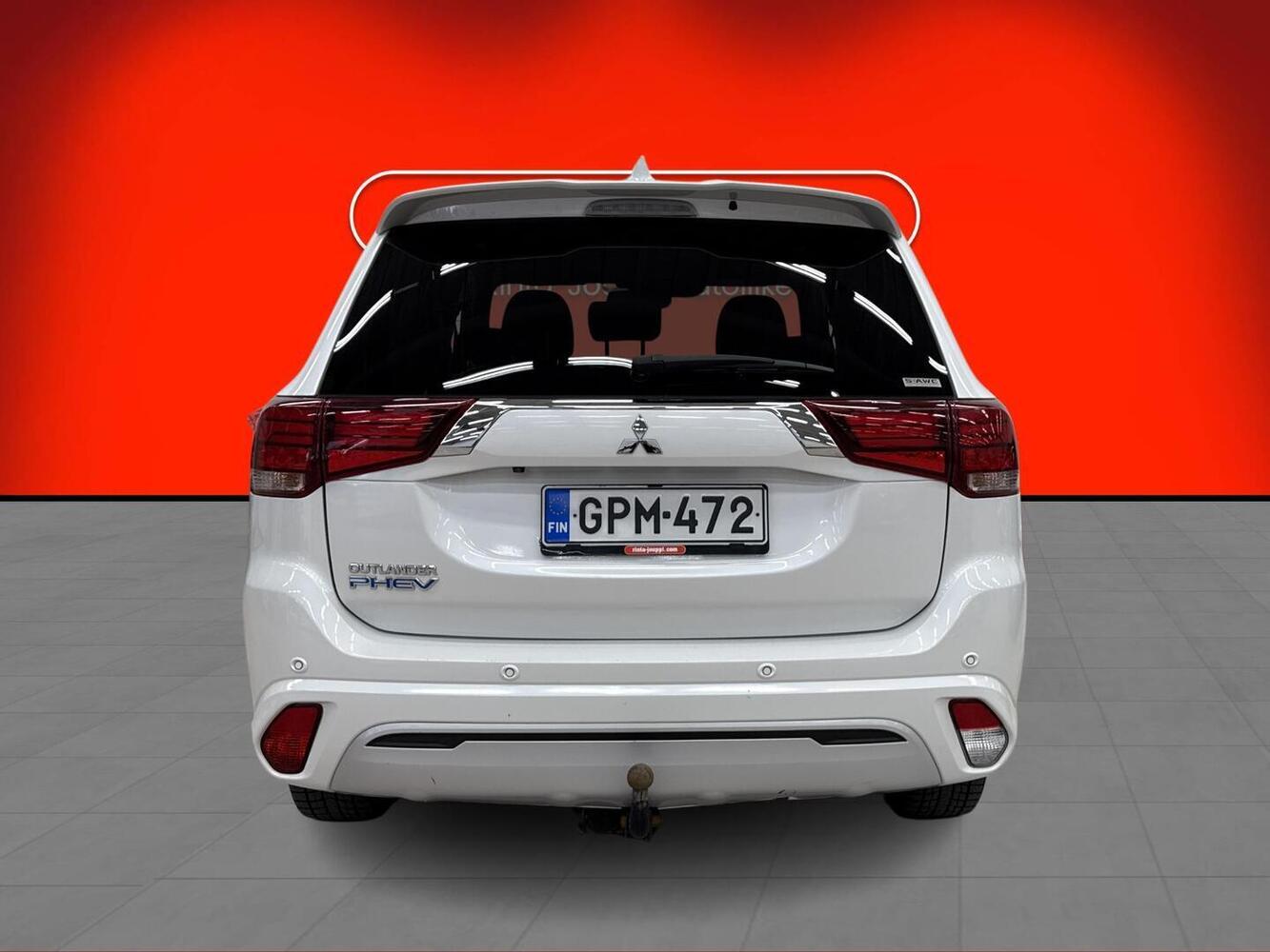 Mitsubishi Outlander PHEV vaihtoauto