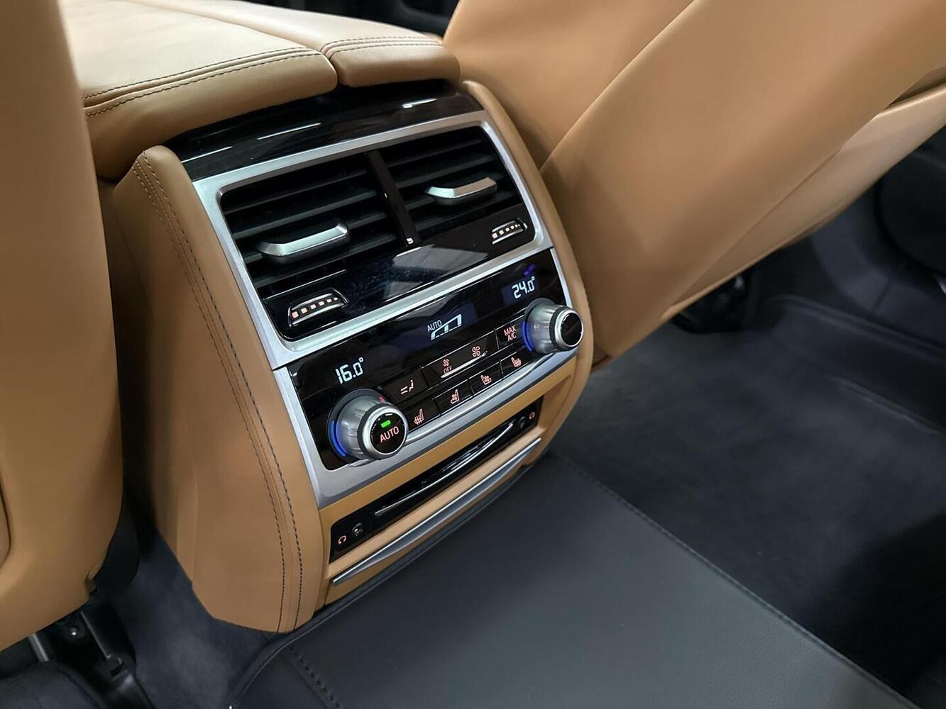 BMW 745 vaihtoauto