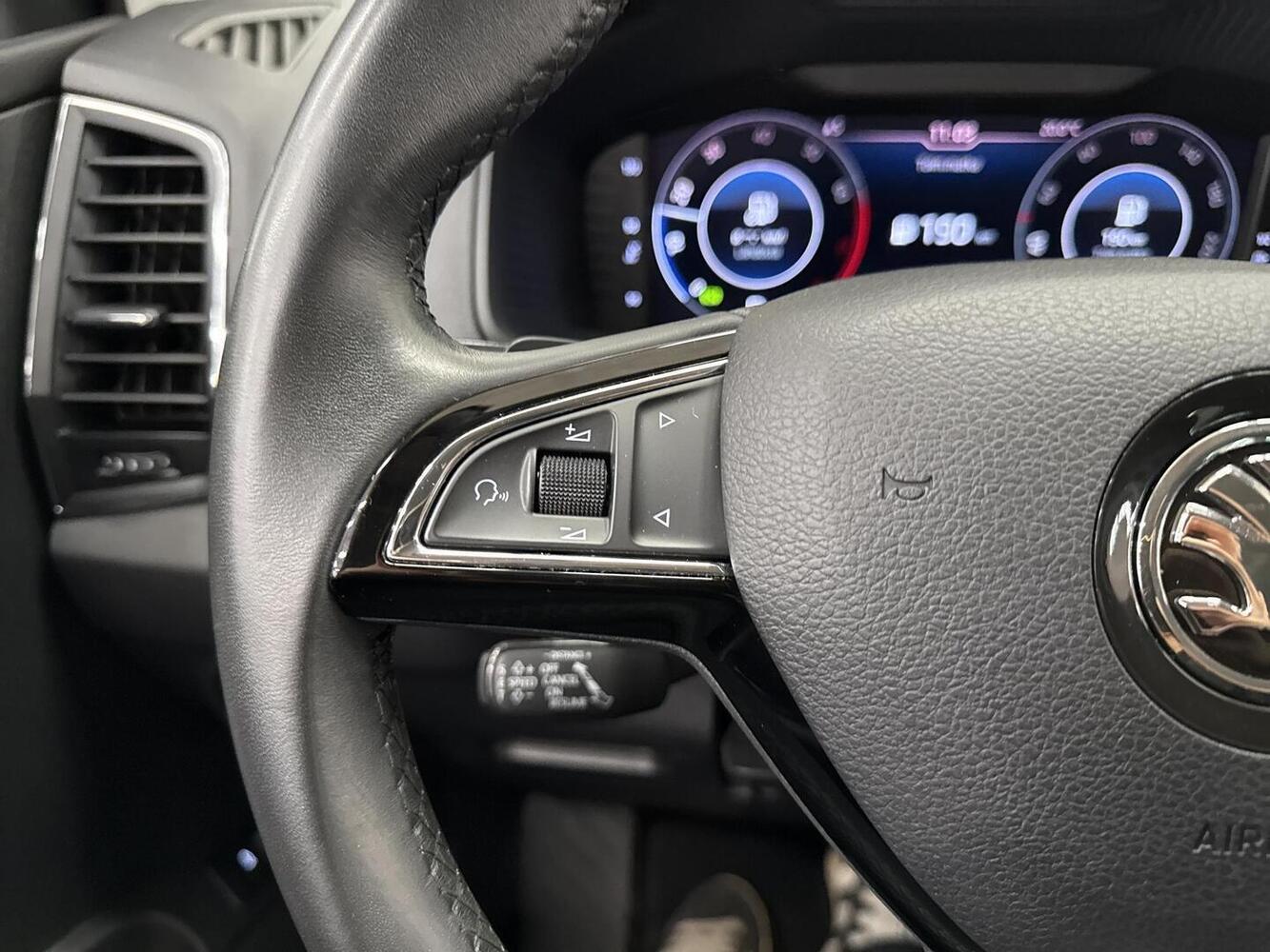 Skoda Karoq vaihtoauto