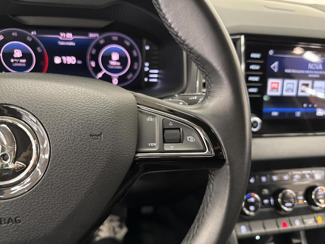 Skoda Karoq vaihtoauto
