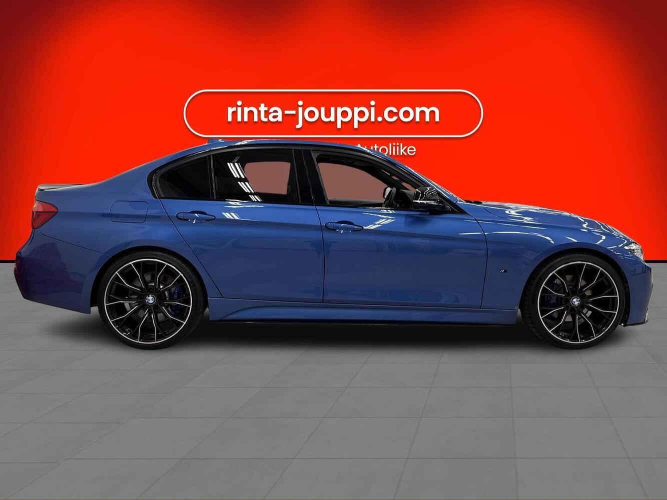 BMW 330 vaihtoauto