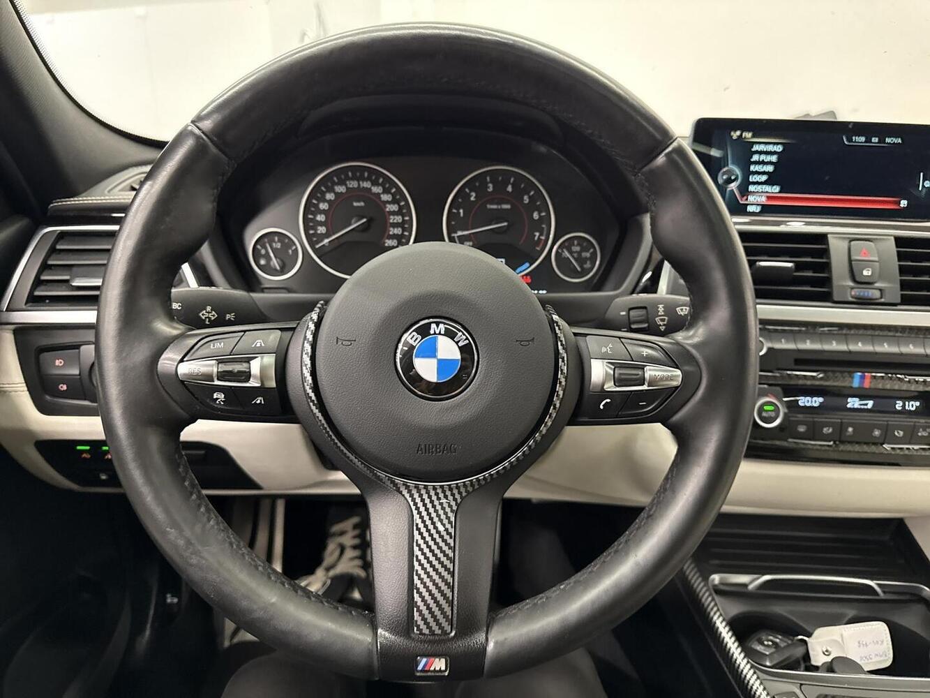 BMW 330 vaihtoauto