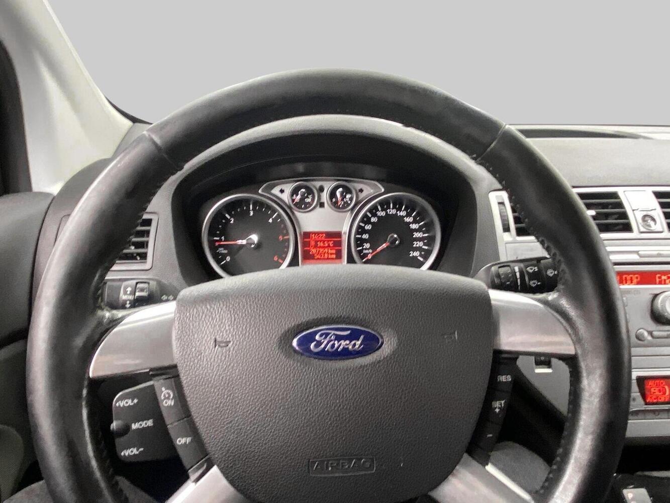 Ford Kuga vaihtoauto