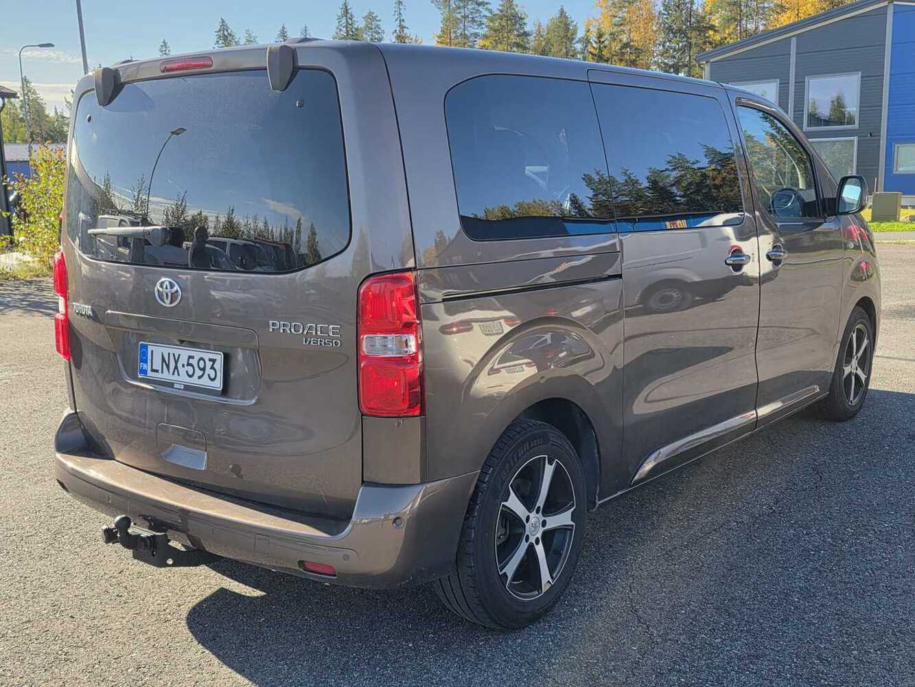 Toyota Proace Verso vaihtoauto
