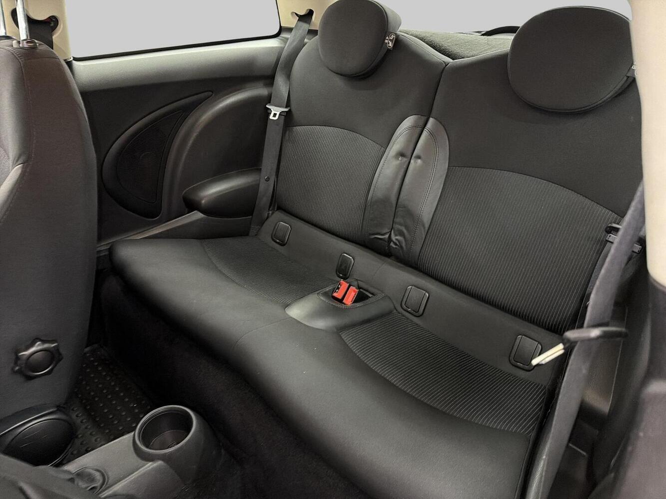 Mini Cooper vaihtoauto