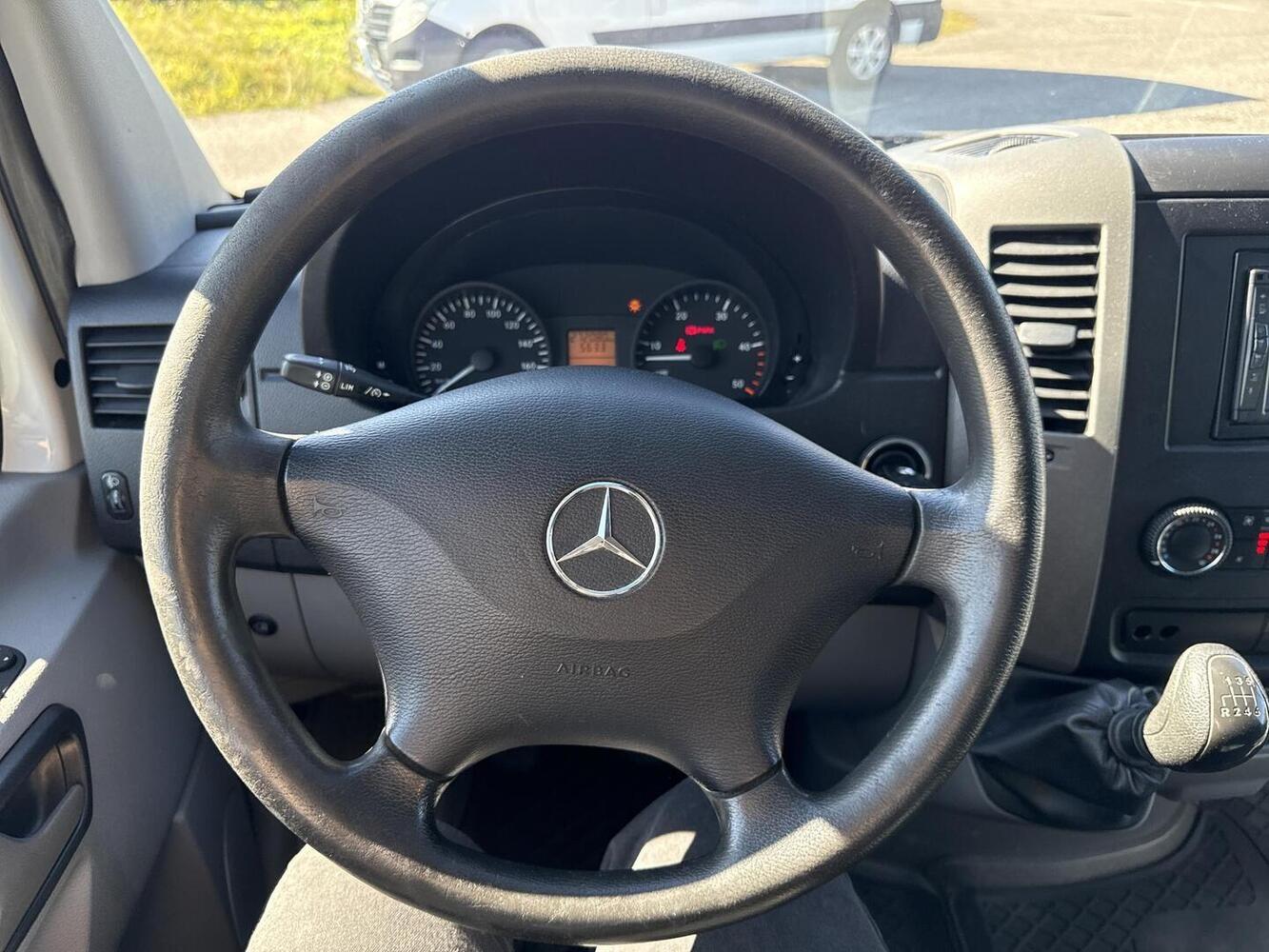 Mercedes-Benz Sprinter vaihtoauto