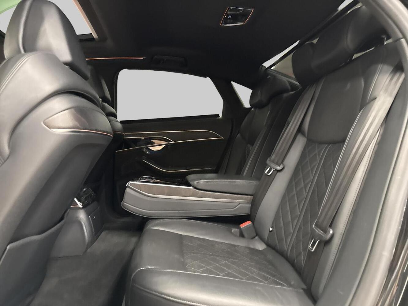 Audi A8 vaihtoauto