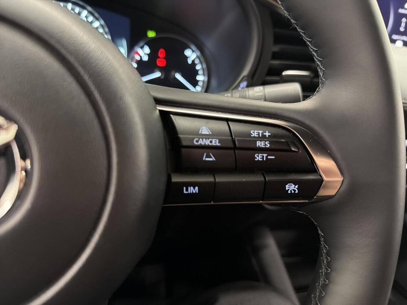 Mazda 3 vaihtoauto
