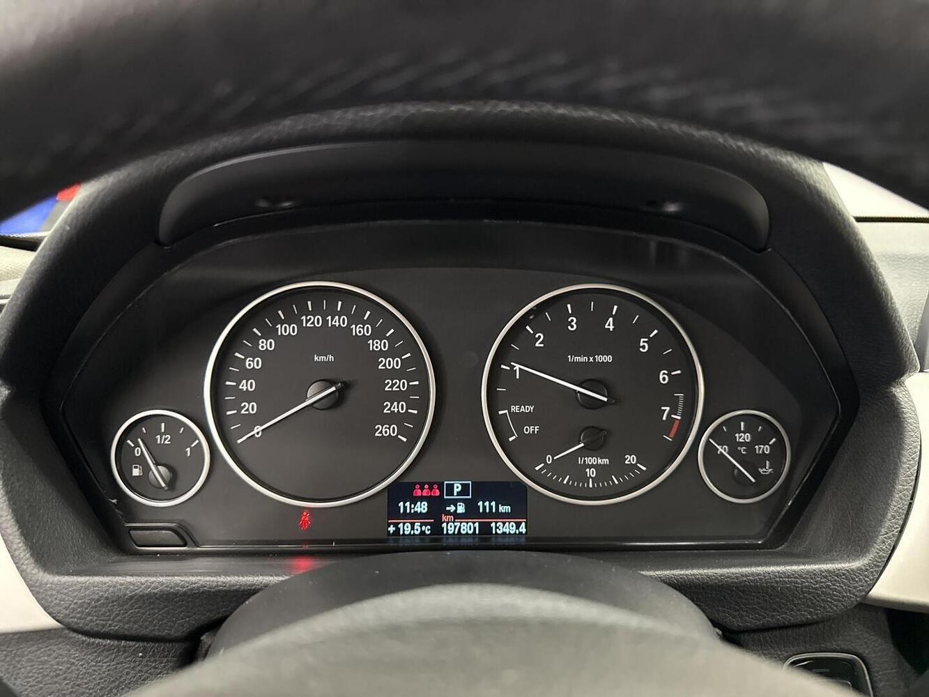BMW 320 vaihtoauto