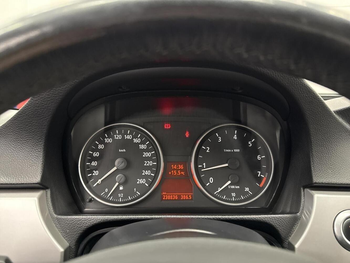 BMW 325 vaihtoauto