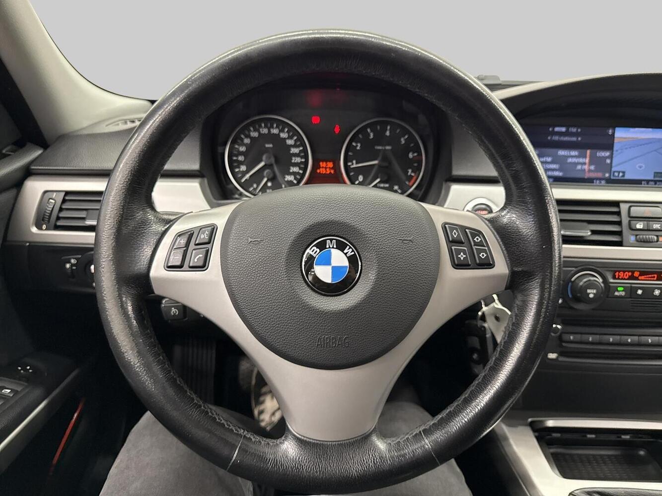 BMW 325 vaihtoauto