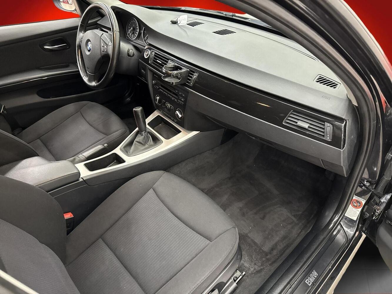 BMW 320 vaihtoauto