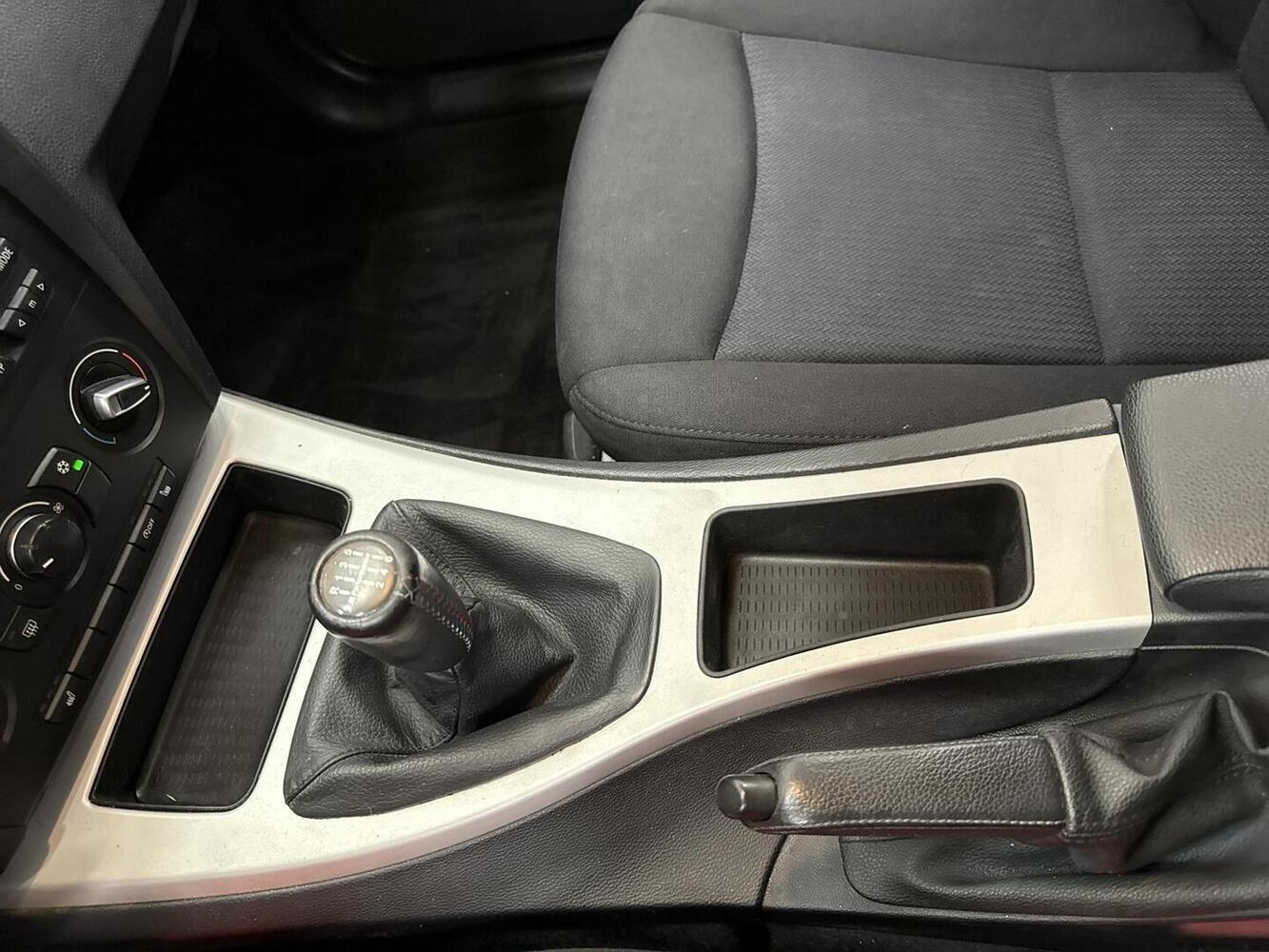BMW 320 vaihtoauto