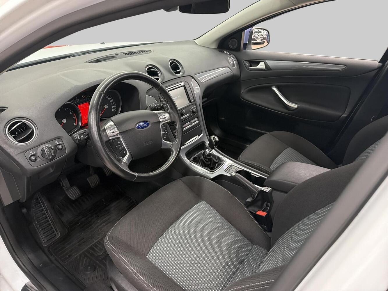 Ford Mondeo vaihtoauto