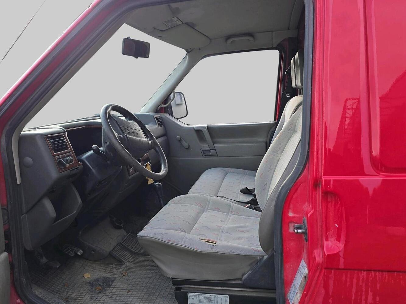 Volkswagen Transporter vaihtoauto