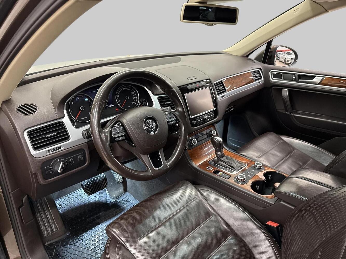 Volkswagen Touareg vaihtoauto