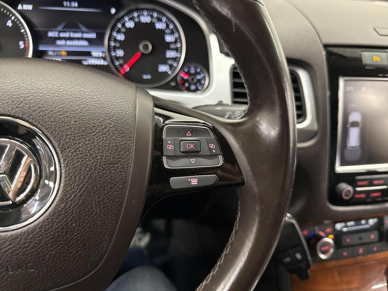 Volkswagen Touareg vaihtoauto