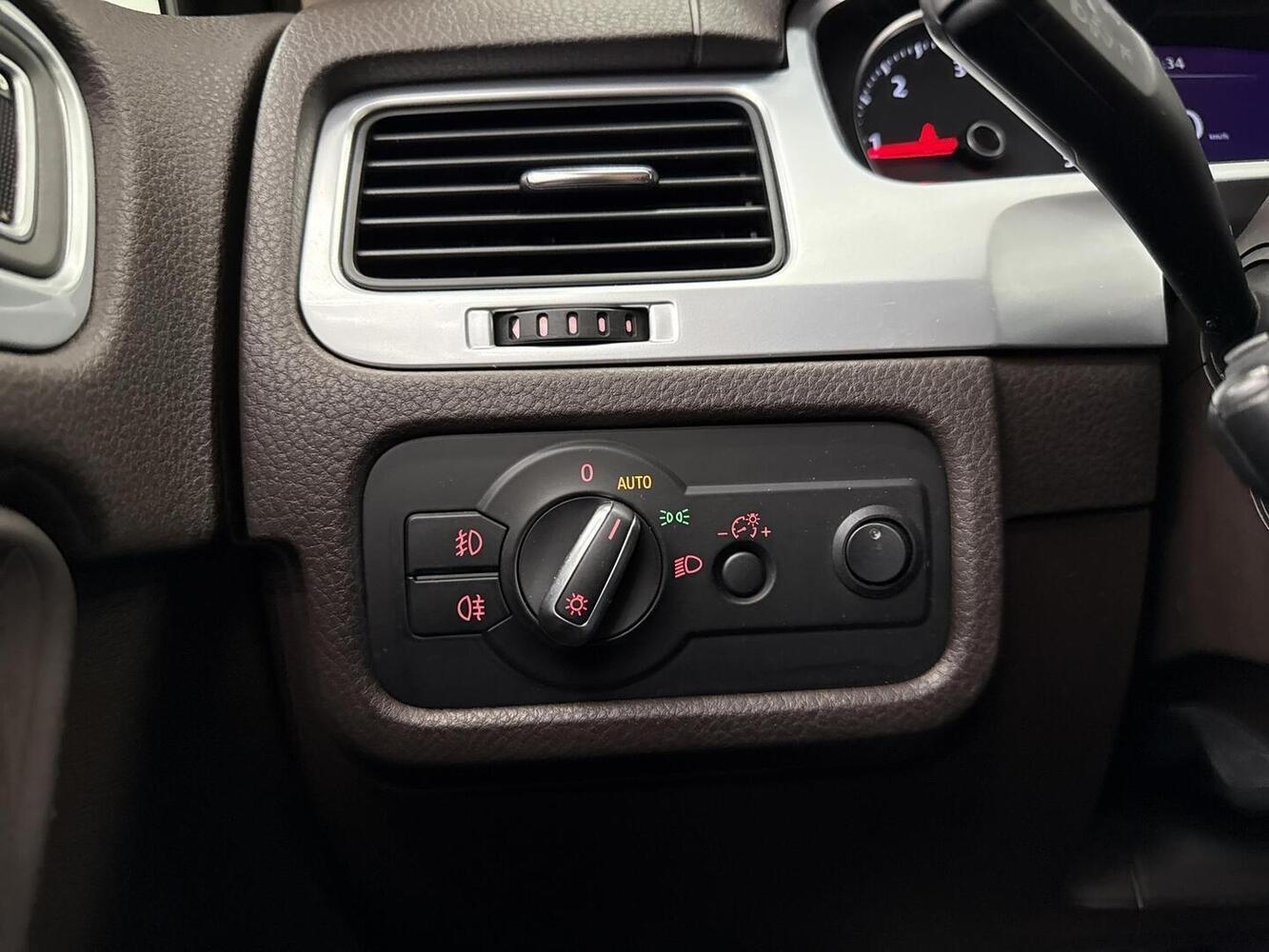 Volkswagen Touareg vaihtoauto