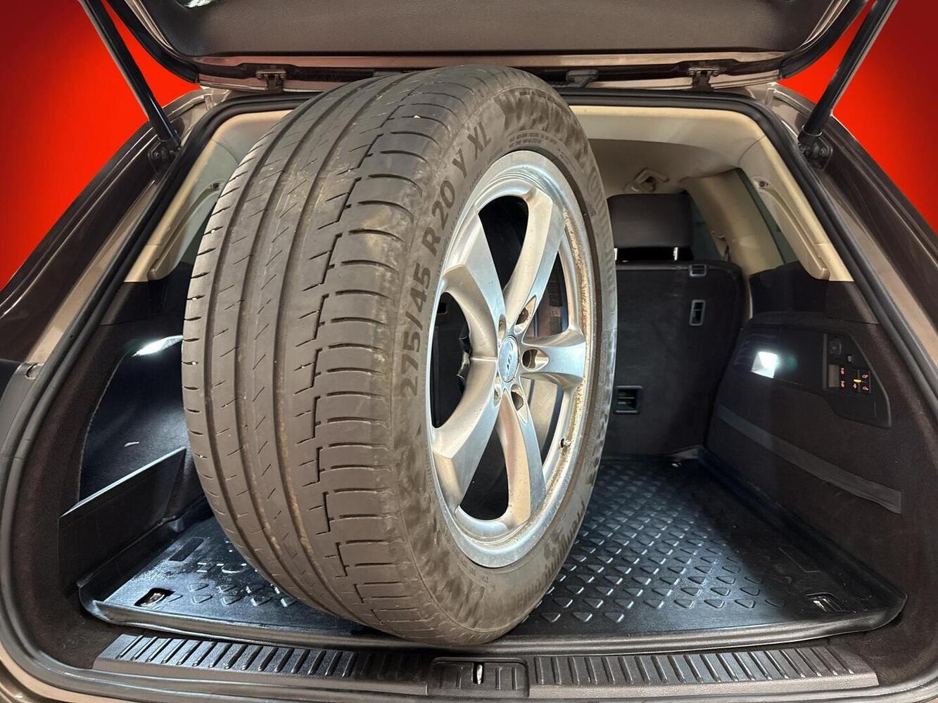 Volkswagen Touareg vaihtoauto