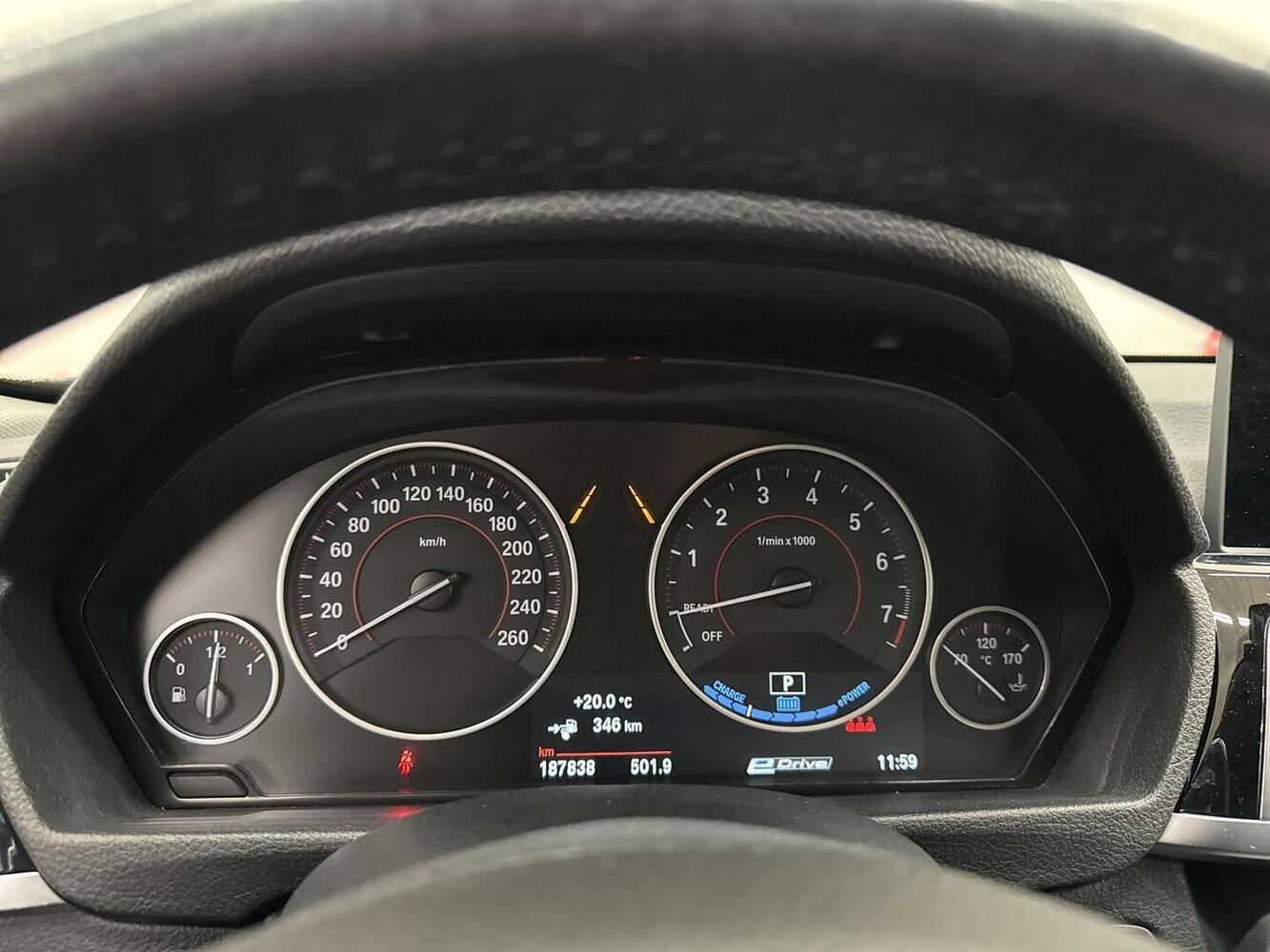 BMW 330 vaihtoauto