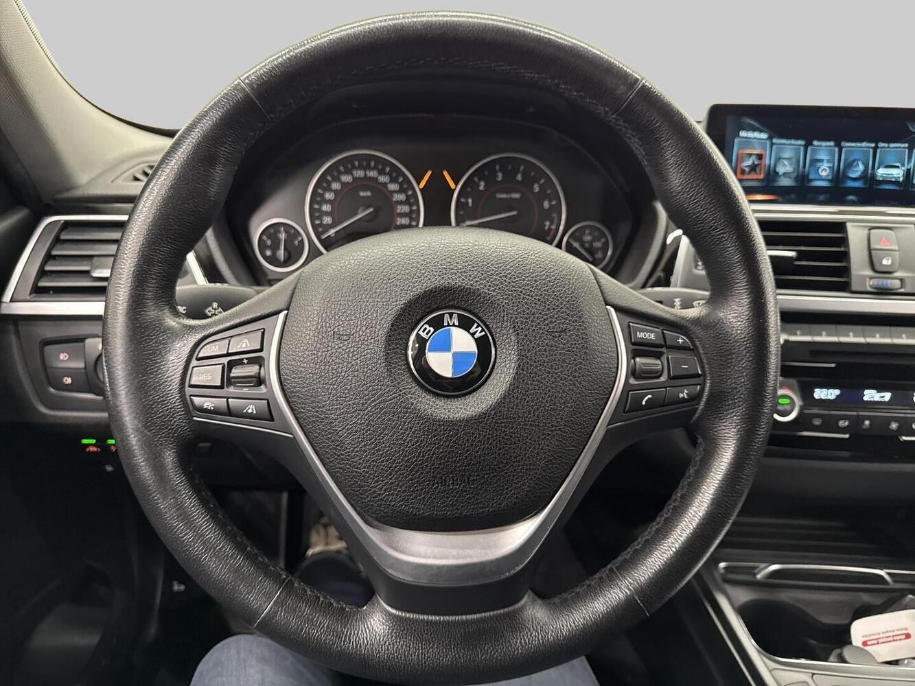 BMW 330 vaihtoauto