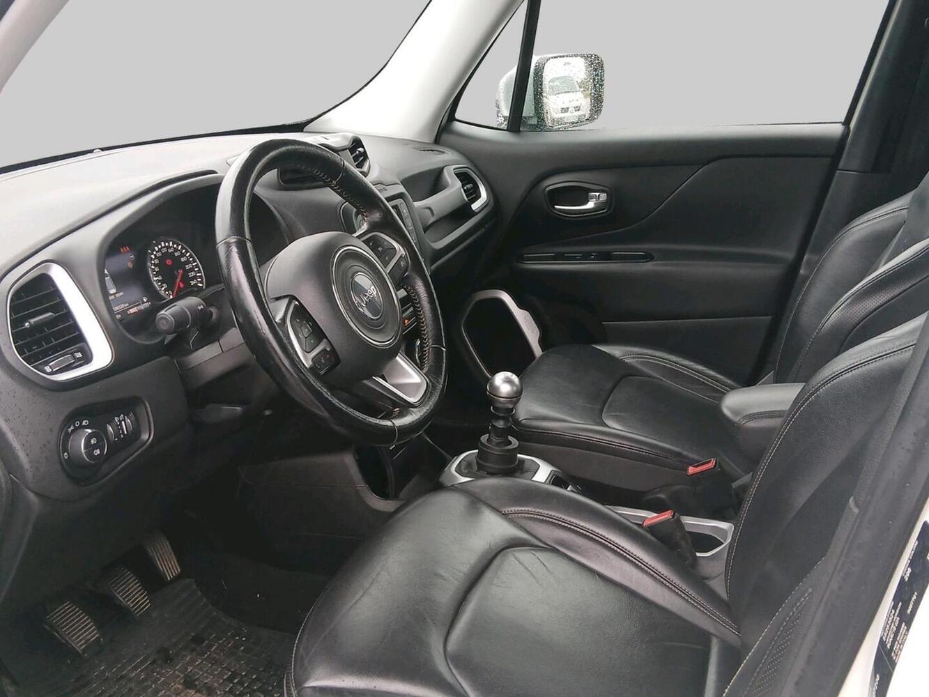 Jeep Renegade vaihtoauto