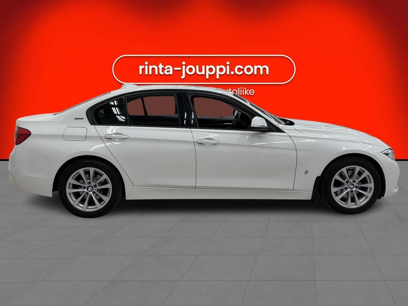 BMW 330 vaihtoauto