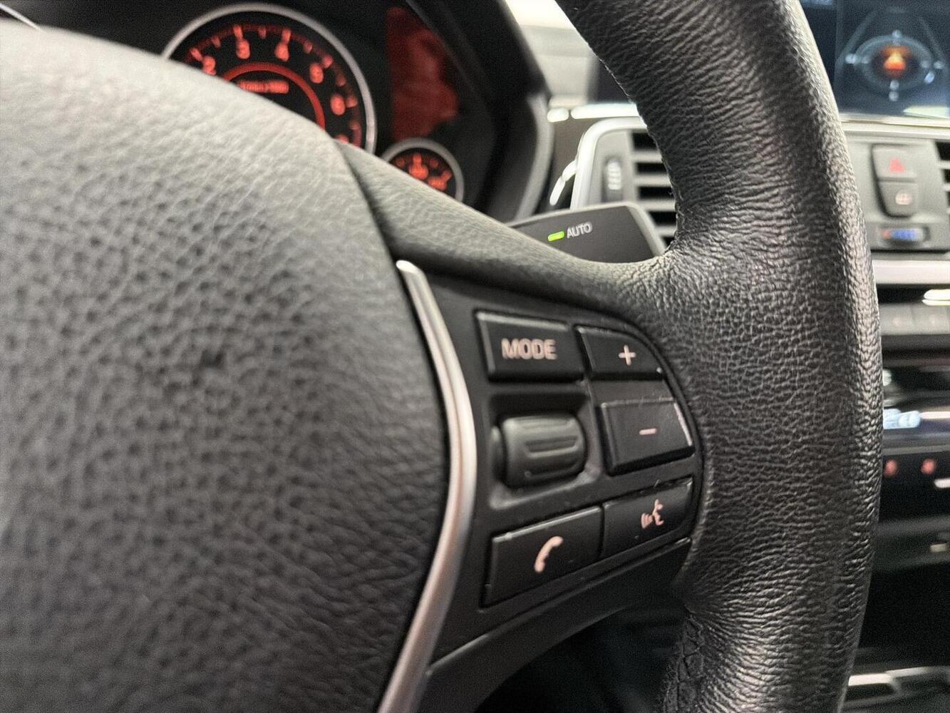 BMW 330 vaihtoauto